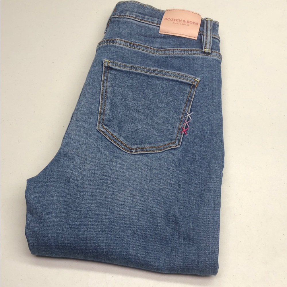 LIKE NEW SCOTH & SODA RELAXED ANKLE CROP JEANS 6/28x28 ⭐️